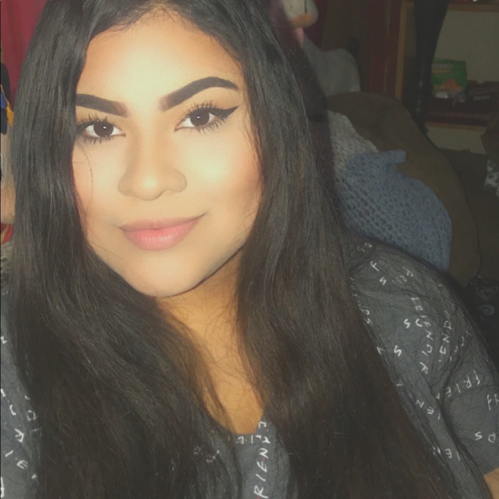 Meet your Posher, Jazmine